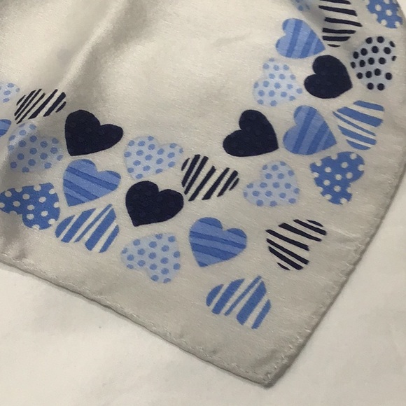 Blue & black patterned hearts border white silk scarf EUC - Picture 4 of 4